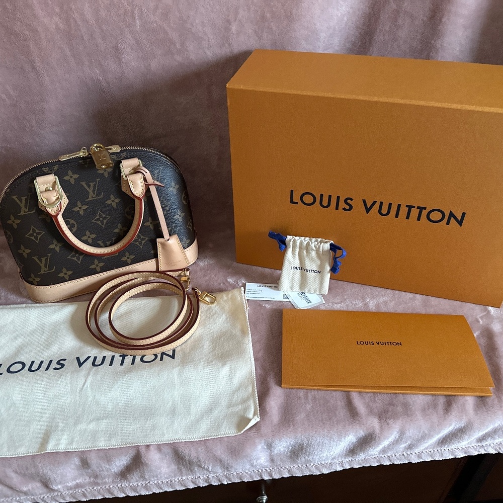 Louis Vuitton Alma bb
